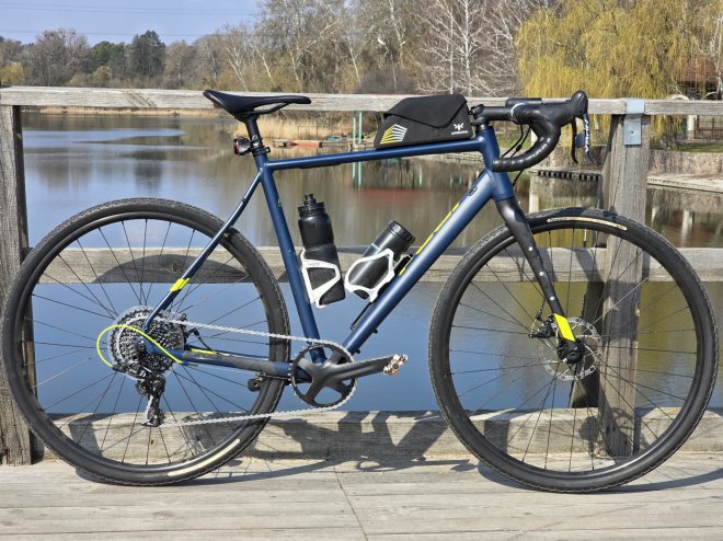     Fuji Jari 1.3 56 cm L (  175-185 cm)       velosiped